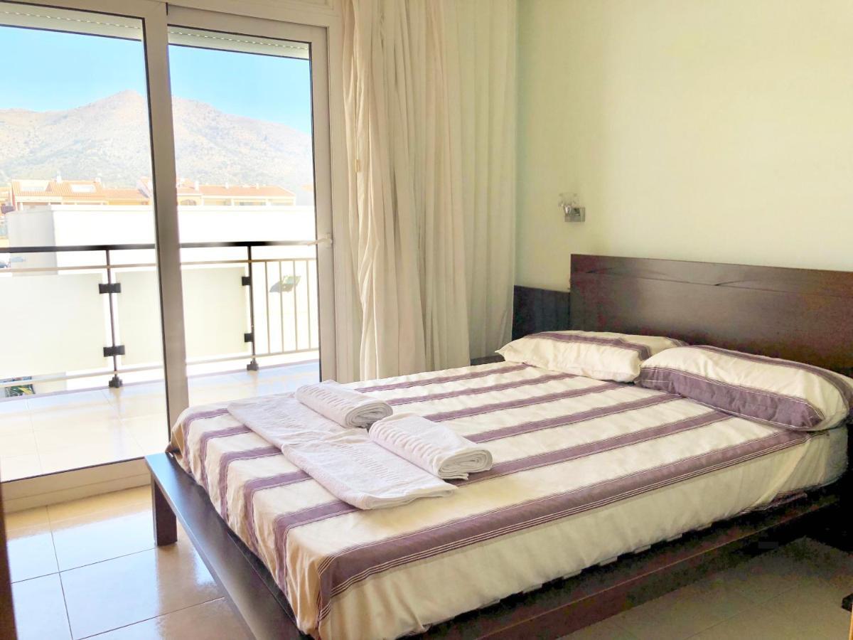 Apartamentos Benet Росес Екстер'єр фото
