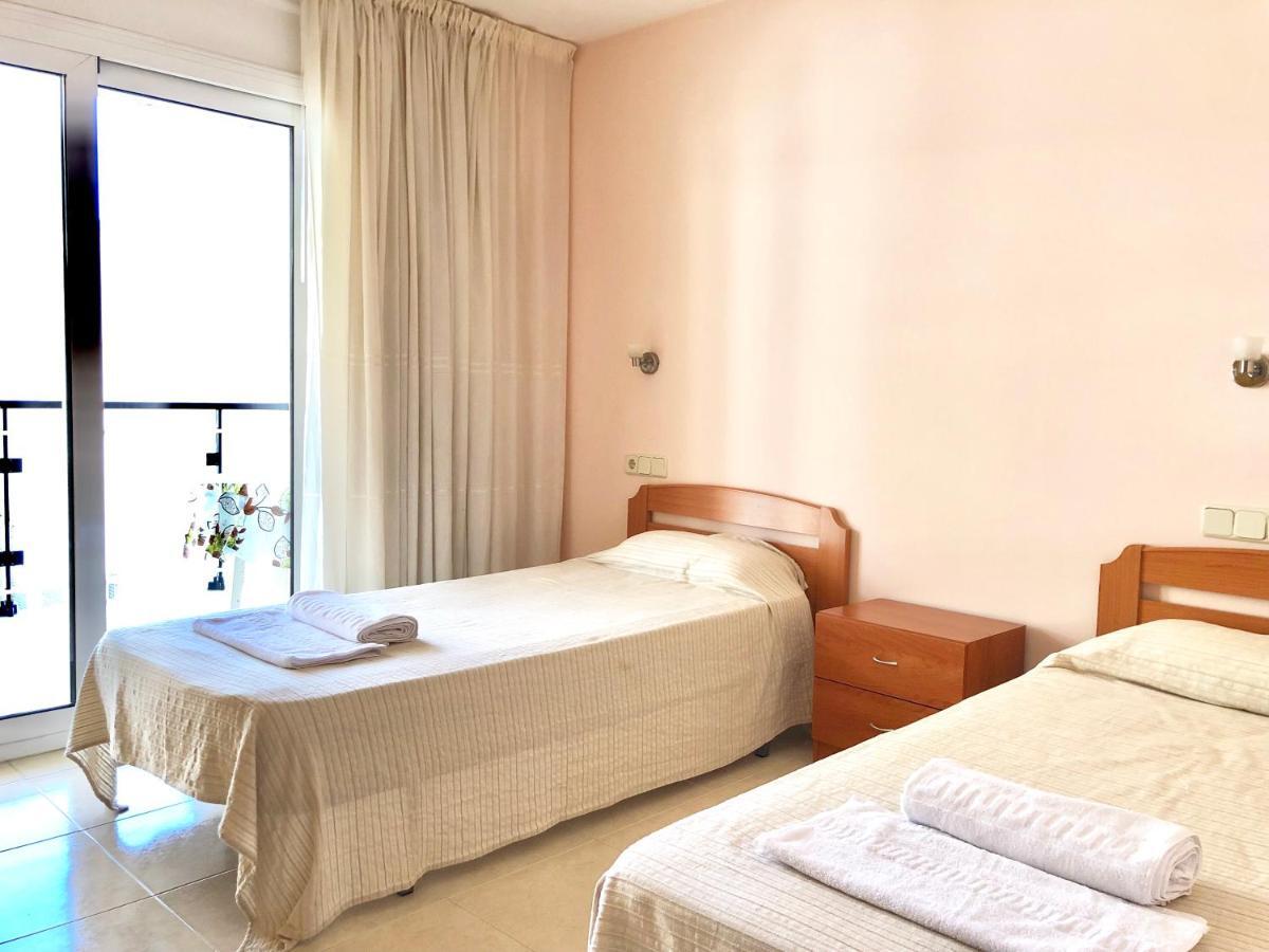 Apartamentos Benet Росес Екстер'єр фото