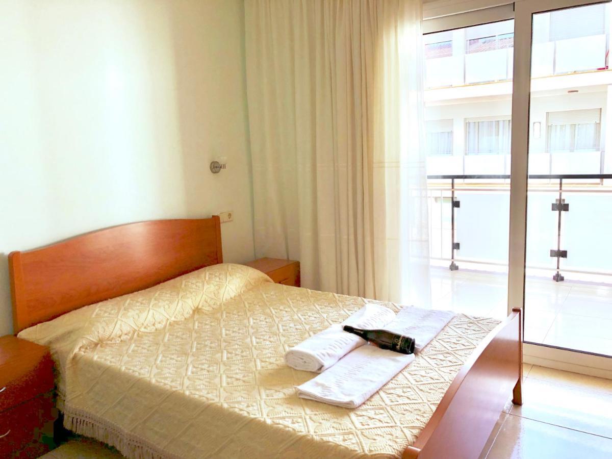 Apartamentos Benet Росес Екстер'єр фото