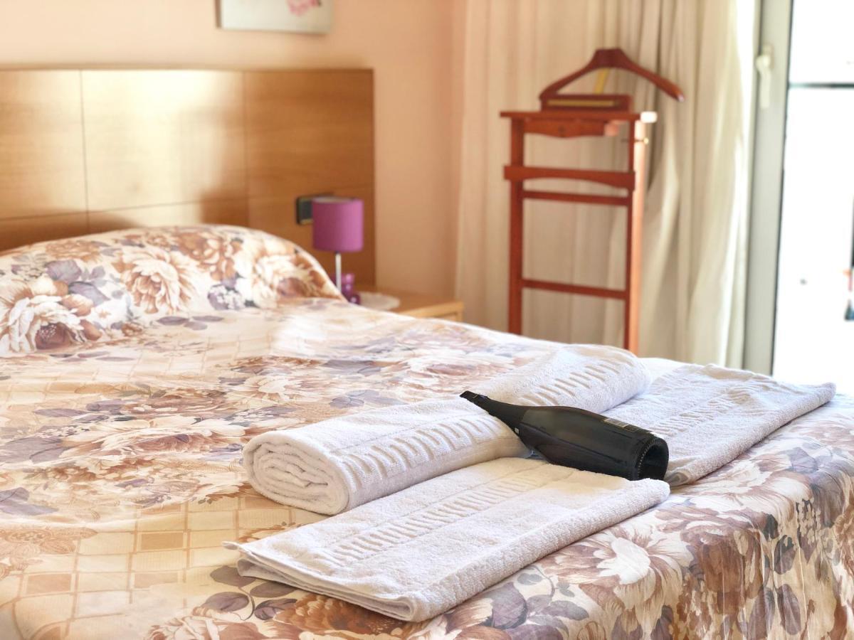 Apartamentos Benet Росес Екстер'єр фото